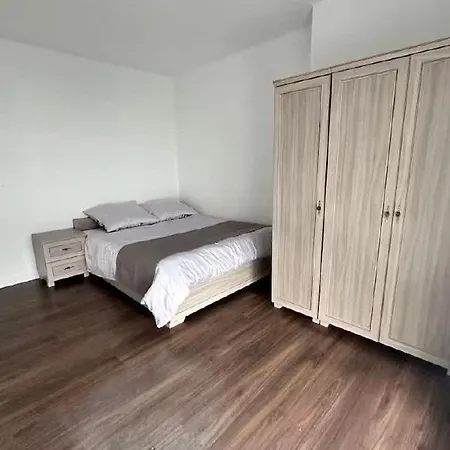 Apartment Warsaw- La *